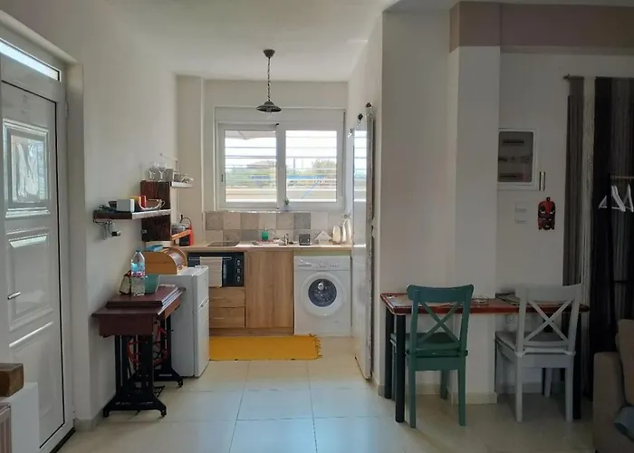 Melissi Korinthias * Melíssion